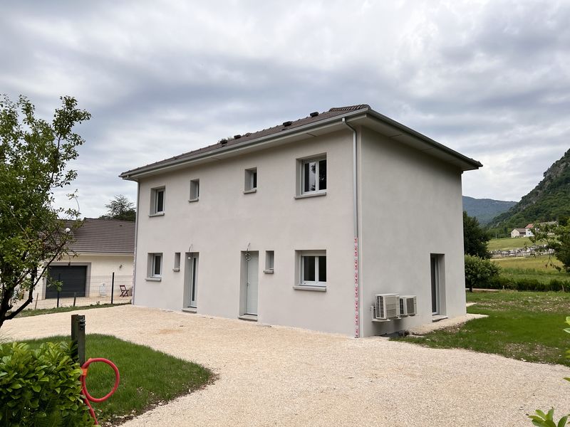 Maison à étage à Saint-Benoit